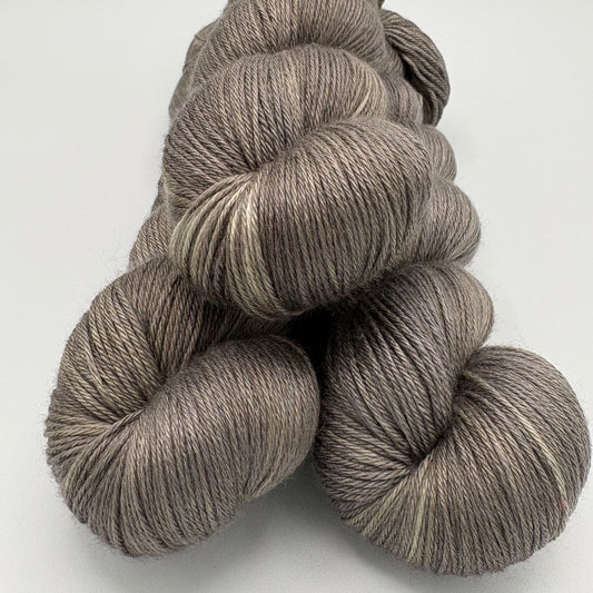 Ponderosa (Hushed 2025)